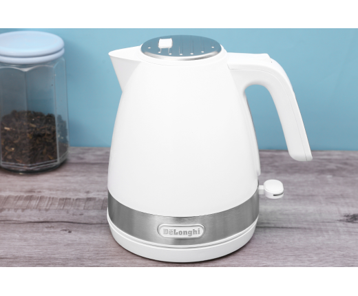 Ấm đun siêu tốc Delonghi 1 lít KBLA2000.W 