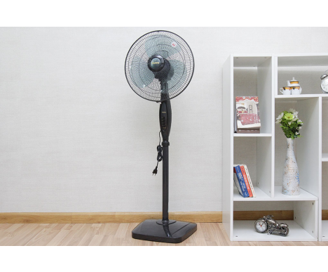 Quạt đứng Sanyo EF-M16KFS